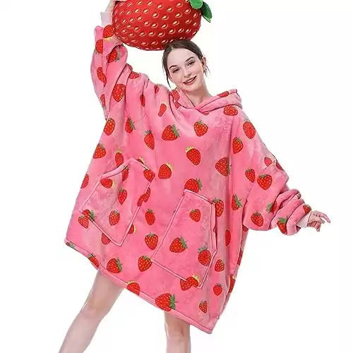 Aemicion Strawberry Blanket Hoodie,Oversized Wearable Blanket,Sherpa Hooded Blanket,Warm Cozy Sweatshirt Blanket Gifts for Women Girls Adult