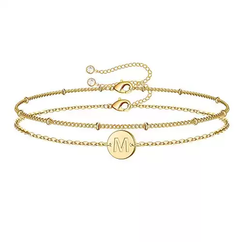 MONOZO Teen Girl Gifts Trendy Stuff - 14K Gold Filled Disc Letter M Initial Bracelet Teen Girl Gifts Trendy Stuff Cute Gold Initial Bracelets for Women Teen Girls Gifts for Teenage Girls