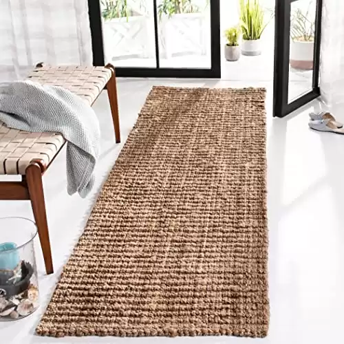 SAFAVIEH Natural Fiber Collection Runner Rug - 2'6" x 6', Natural, Handmade Chunky Textured Jute 0.75-inch Thick, Ideal for High Traffic Areas in Living Room, Bedroom (NF447A)