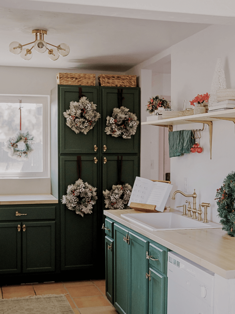 Kitchen Christmas Decor Ideas